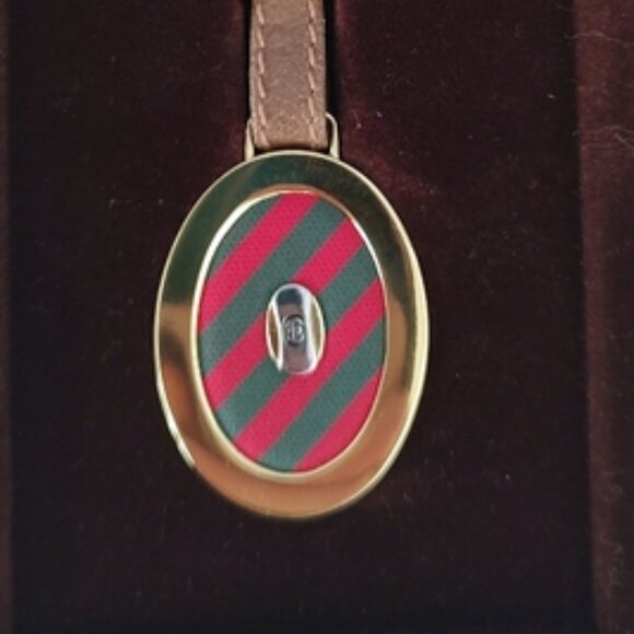 Gucci vintage keychain w/box EUC - Picture 2 of 8